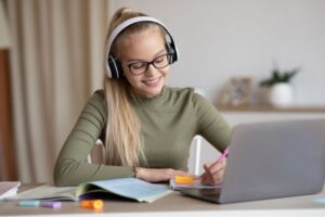 Individual and tailored online Spanish lessons for teenagers at Your Spanish Hub