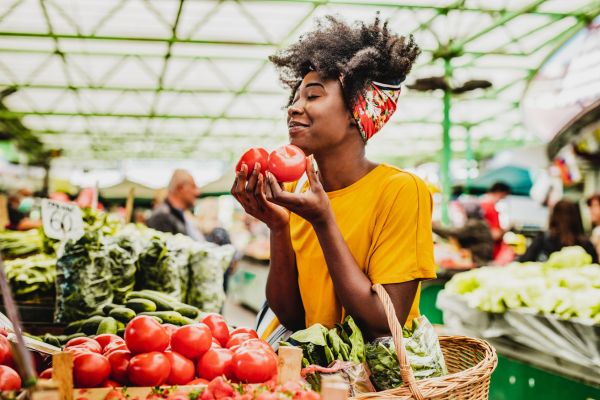 Online Spanish Course to learn how to ask for prices and products at the market - Your Spanish Hub